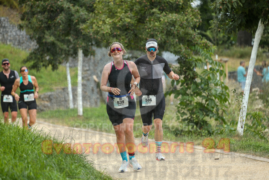 250824_1423_EX1_6026 | Sportfotografie im Rhein-Sieg Kreis, Köln, Bonn, NRW, Rheinland Pfalz, Hessen, etc. Unser Tätigkeitsfeld umfasst den Laufsport vom Volkslauf über den Marathon, Duathlon, Triathon bis zum Ultralauf wie Kölnpfad Ultra oder Schindertrail.