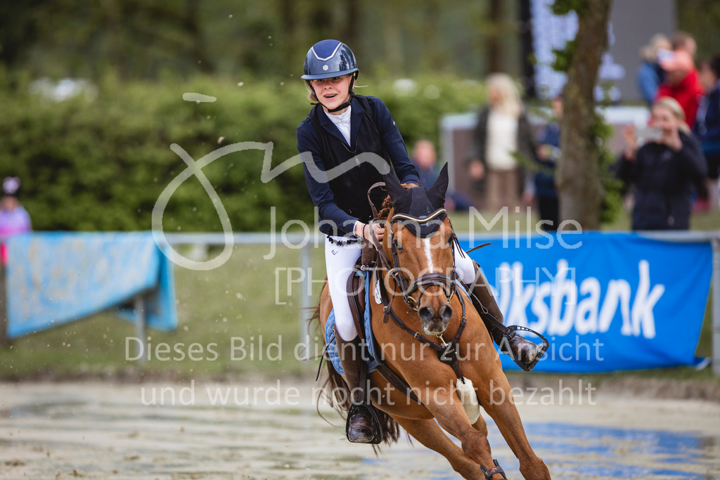 240426_Olfen-Vinnum_PonyTrophy-330 | Deine schönsten Turniermomente als professionelle Fotos! Entdecke hochwertige Pferdesport-Fotografie im Online-Shop. Jetzt Fotos finden & bestellen!