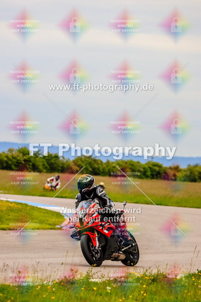 MotoTeam-2879 | Hier findet Ihr Bilder von Touristenfahrten auf der Nürburgring Nordschleife oder von anderen Veranstaltungen die ich besucht habe. Viel Spass beim Durch Schauen 