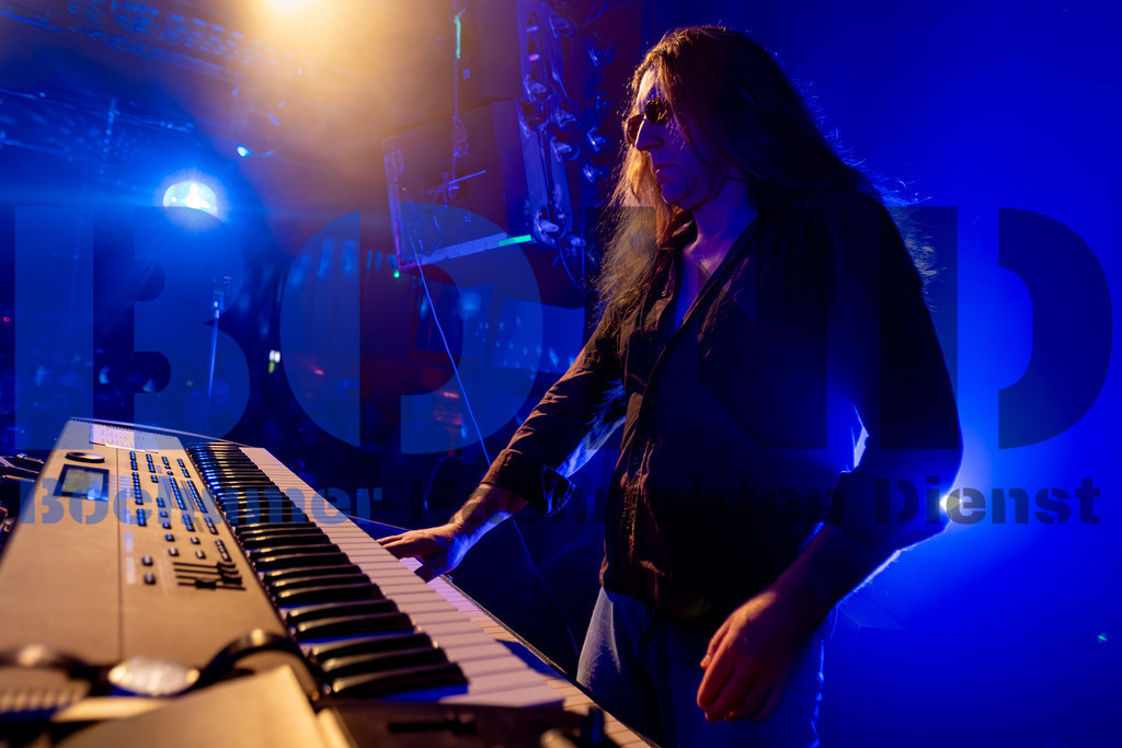 SES_NURPUR20250102-67 | bond - Realisiert mit Pictrs.com