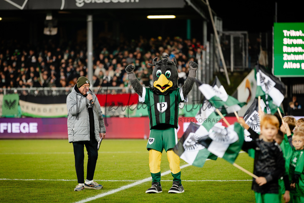 2. Bundesliga, Saison 2025/26, 15. Spieltag: SC Preußen Münster - Hannover 96 | Münster, 05.12.2025: 2. Bundesliga, 15. Spieltag, SC Preußen Münster gegen Hannover 96 im LVM-Preußenstadion in Münster. Foto: sportfotografie.ms | Markus Paletta - Realisiert mit Pictrs.com