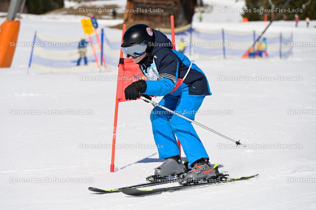 SRF_27.02.2026_365 | Skirennfotos,Serfaus,Fiss,Ladis,Kinderskirennen,Winter,Tirol,Oberland,skirace,SFL,feelfree,weil wir's genießen,ski,Ski,skifahren,Sonnenplateau, - Realisiert mit Pictrs.com