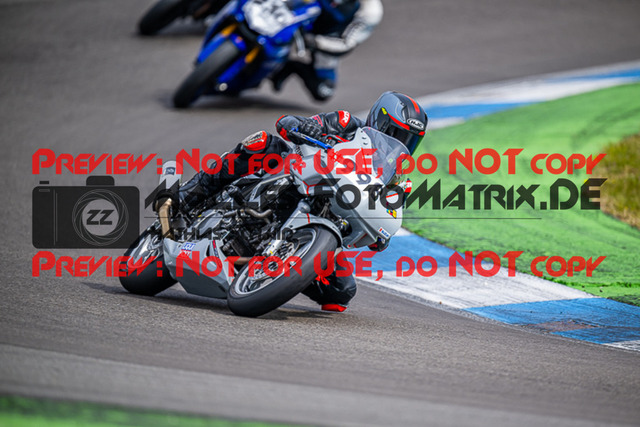 MaZZes_FotoMatrix_230410_4862 | GELB