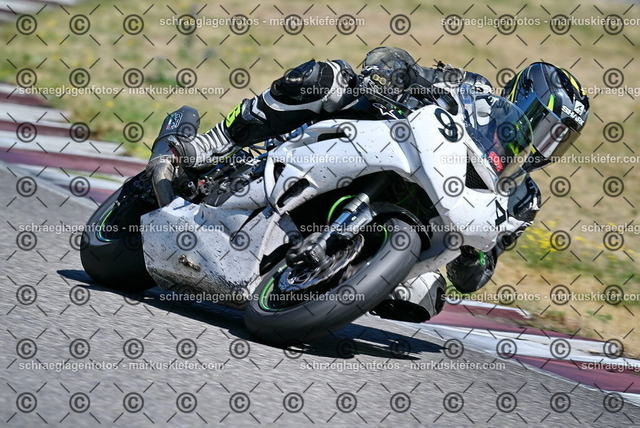 26bt04-0364 | markuskiefer.com - Realisiert mit Pictrs.com