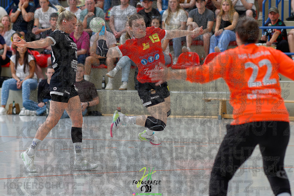 HSG Wettenberg - HSG Lumdatal | Wiederholungs-/Entscheidungsspiel um die Meisterschaft in der Frauen Oberliga Mitte und Aufstieg in die RegionalligaHSG Wettenberg - HSG Lumdatal am 11.05.2025 in Launsbach (Wettenberg) (Halle GS Launsbach (Wettenberg))Photo © 2025 - Jörg Heinrich - Realisiert mit Pictrs.com