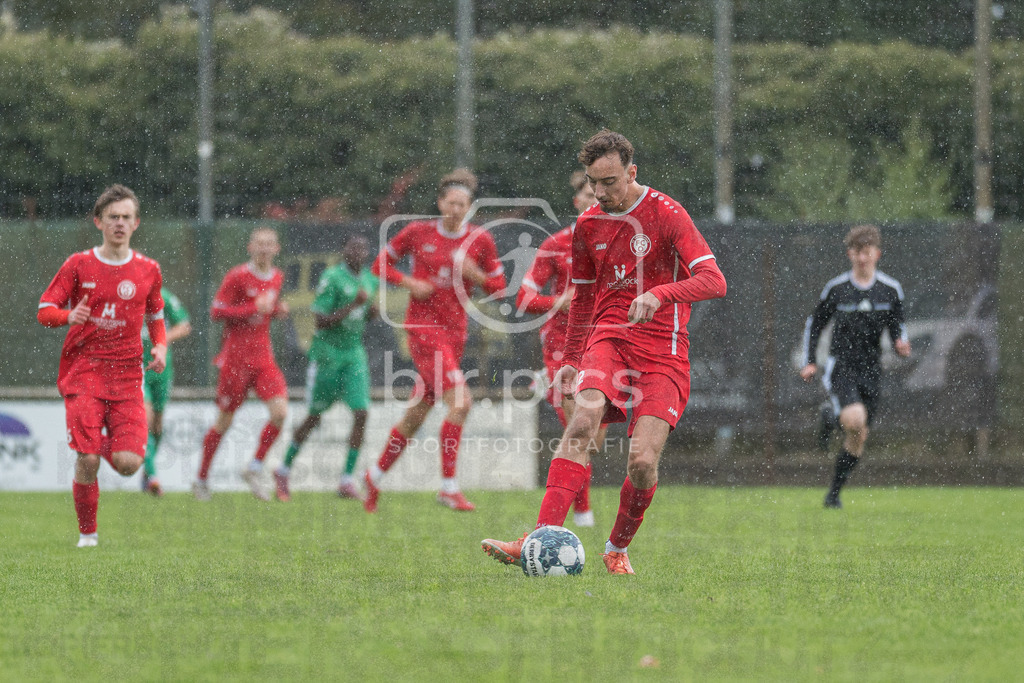 blr.pics_FC Oberneuland - JFV Bremen II | Professionelle Fußball- und Sportfotografie. Spielbilder online ansehen und kaufen – Einzelbilder oder komplette Galerien in hoher Qualität.