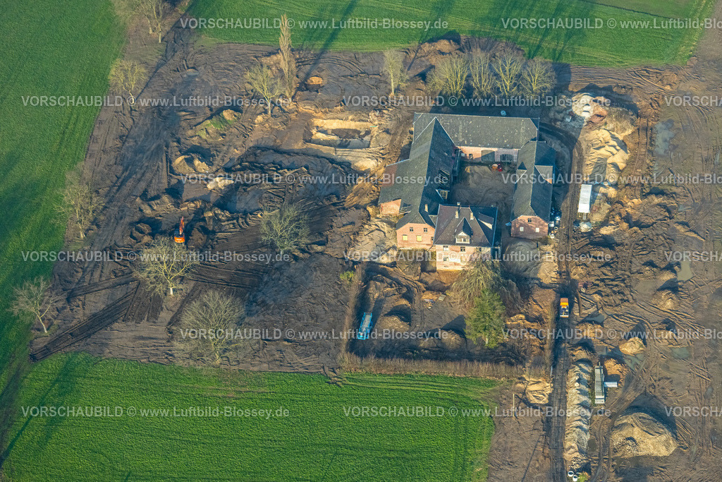 Neukirchen-Vluyn260101227 | Luftbild, historischer Bauernhof Hofanlage an der Lindenstraße unter Denkmalschutz, Baustelle, Neukirchen-Vluyn, Ruhrgebiet, Nordrhein-Westfalen, Deutschland
