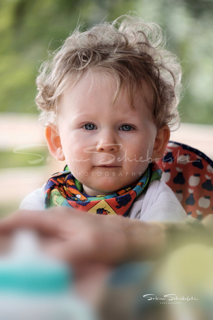 "Anton" | People- und Tierfotografie, Imageaufnahmen, Veranstaltungsfotografie und Wandbilder aus der Natur ★ Made in Germany ✔️ Druck + Downloads ✔️ Naturfotografie in Top Qualität ★ schneller Versand, weltweite Lieferung! - Realisiert mit Pictrs.com