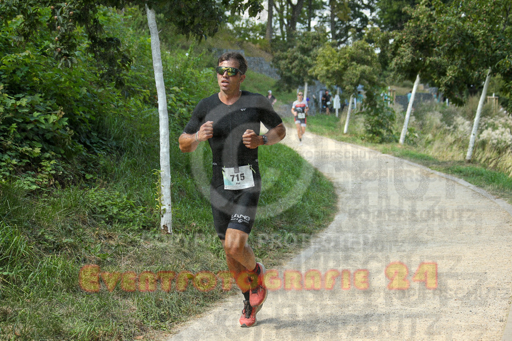 250824_1440_EX1_7105 | Sportfotografie im Rhein-Sieg Kreis, Köln, Bonn, NRW, Rheinland Pfalz, Hessen, etc. Unser Tätigkeitsfeld umfasst den Laufsport vom Volkslauf über den Marathon, Duathlon, Triathon bis zum Ultralauf wie Kölnpfad Ultra oder Schindertrail.