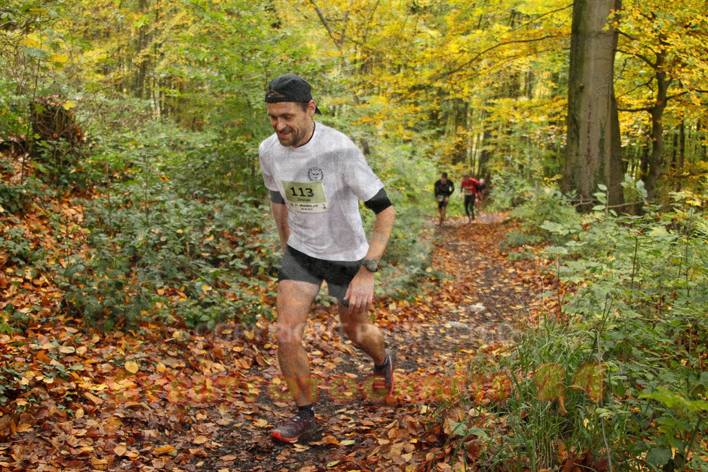 251026_1210_EV4_4588 | Sportfotografie im Rhein-Sieg Kreis, Köln, Bonn, NRW, Rheinland Pfalz, Hessen, etc. Unser Tätigkeitsfeld umfasst den Laufsport vom Volkslauf über den Marathon, Duathlon, Triathon bis zum Ultralauf wie Kölnpfad Ultra oder Schindertrail.