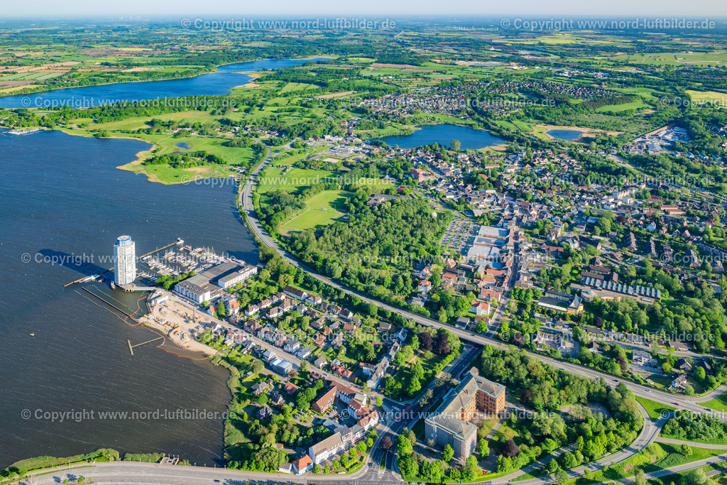 Schleswig_ELS_2689170524 | SCHLESWIG 17.05.2024 Stadtansicht vom Innenstadtbereich in Schleswig im Bundesland Schleswig-Holstein. // City view of the city area of in Schleswig in the state Schleswig-Holstein. Foto: Martin Elsen