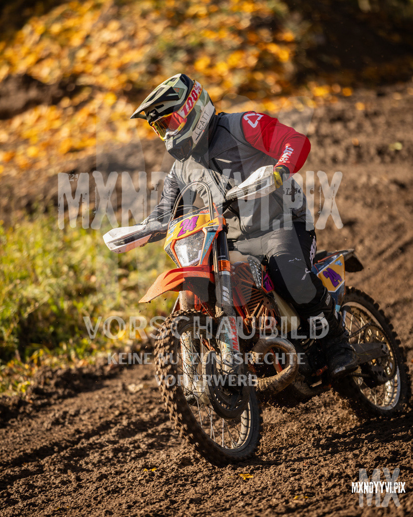 866A7240 | mxndyyvipix