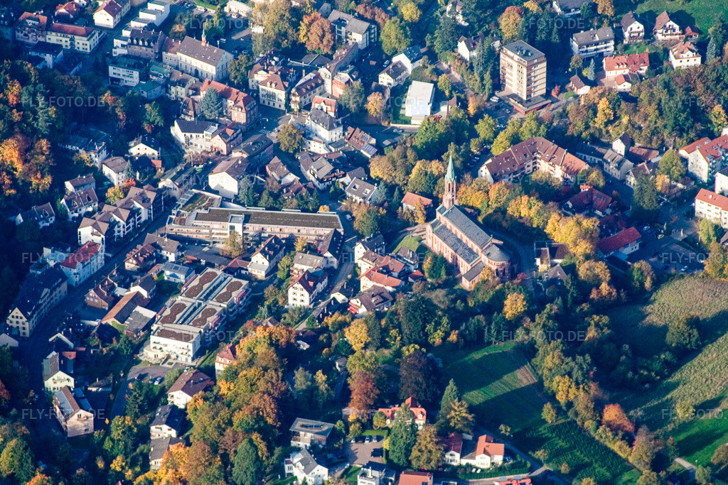 Luftbild: Markgraf-Ludwig Gymnasium in Baden-Baden im Bundesland Baden-Württemberg in Deutschland. Foto: IMG_13989.jpg vom 11.10.2008 durch Werner Riehm/FLY-FOTO.de