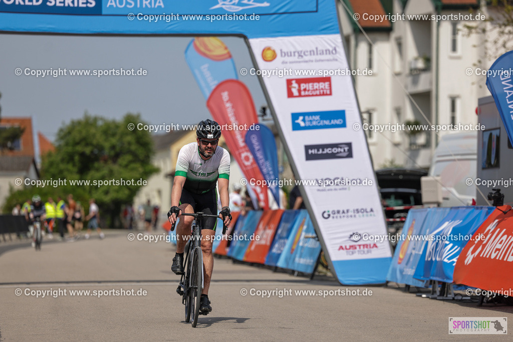 VJ__9773 | Neusiedlersee Radmarathon 2026@sportshot_your_pictrs #yourpictures#roadtowm2029 #nrm #neusiedlerseeradmarathon #neusiedlersee #neusiedlerseetourismus #burgenland #mörbisch #nrm26 #burgenlandtourismus #voglundco #poweredbyburgenlandtourismus #radsport #rad #marathon #ucigranfondo #visitburgenland #ucigranfondoworldseries