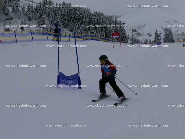 P1120279 | Photos von der Skischule Warth - Realisiert mit Pictrs.com