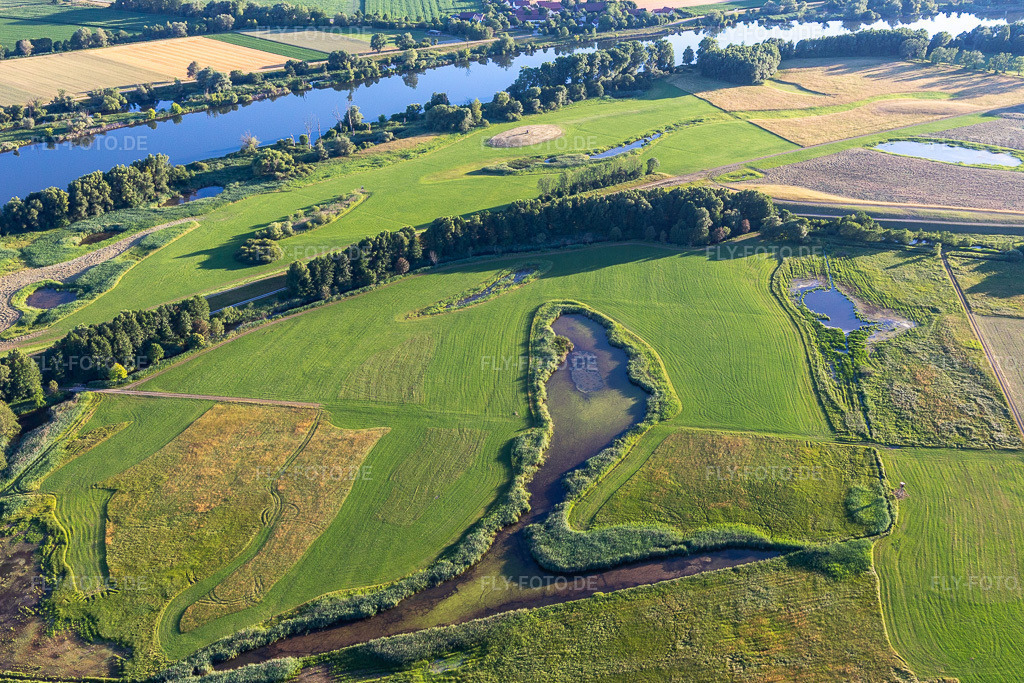 Luftbild: Polder an der Donau im Ortsteil Niederachdorf in Kirchroth im Bundesland Bayern in Deutschland. Foto: IMG_133251.jpg vom 03.07.2022 durch Werner Riehm/FLY-FOTO.de