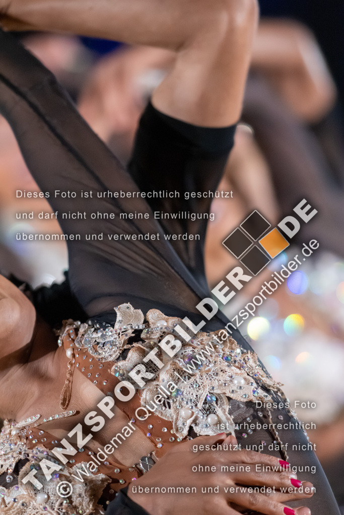 20260321-12272 | Hier finden Sie Tanz Bilder vom Latein und Standard Formationen tanzen. Sportbilder vom Tanzsport. Schöne Fotos und von Weltmeisterschaft, Europameisterschaft, Bundesliga, Regionalliga, Oberliga und Landesliga sowie von GOC Stuttgart, DanceComp, WM Bremen