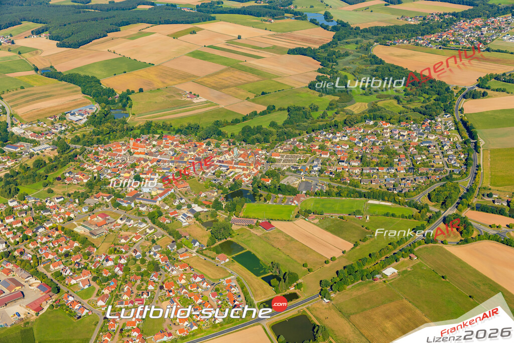 Luftaufnahme von Hahnbach - Die Luftaufnahme wurde 2025 vom UL-Flugzeug heraus erstellt ( keine Drohne ) - Hochauflösende Luftaufnahme - für professionelle Ausdrucke geeignet. Die Geschenkidee !Mit Lizenz und Bildrechte bestellbar