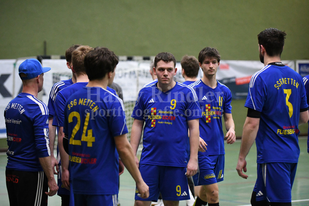 SSG Metten :  TG Landshut II  | traurige Gesichter bei der SSG Metten - Realisiert mit Pictrs.com