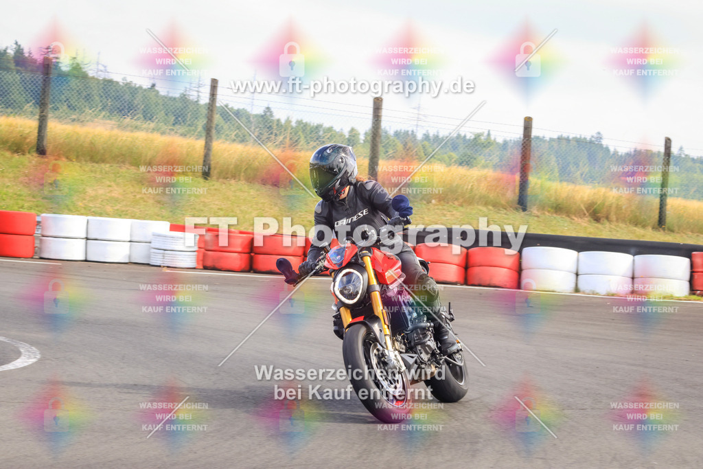 _DSK2325 | Hier findet Ihr Bilder von Touristenfahrten auf der Nürburgring Nordschleife oder von anderen Veranstaltungen die ich besucht habe. Viel Spass beim Durch Schauen 