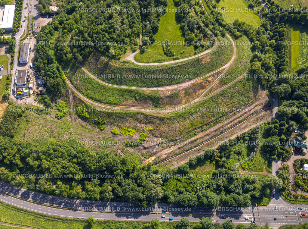 Gladbeck220501508 | Luftbild, brennende Halde Graf Moltke, Brauck, Gladbeck, Ruhrgebiet, Nordrhein-Westfalen, Deutschland