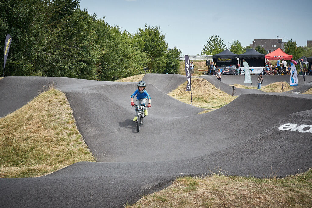 202506251-06 PM25 56@sebastiankopp | German Pumptrack Series - Realisiert mit Pictrs.com
