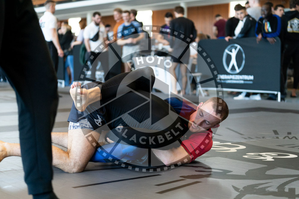 20250329PBB2095 | Fighters compete during the International Luta Livre (ILLCS) Germany IX Spring 2025 Competition spring on March 29, 2025 in Hannover, Germany.© Chiara Dazi