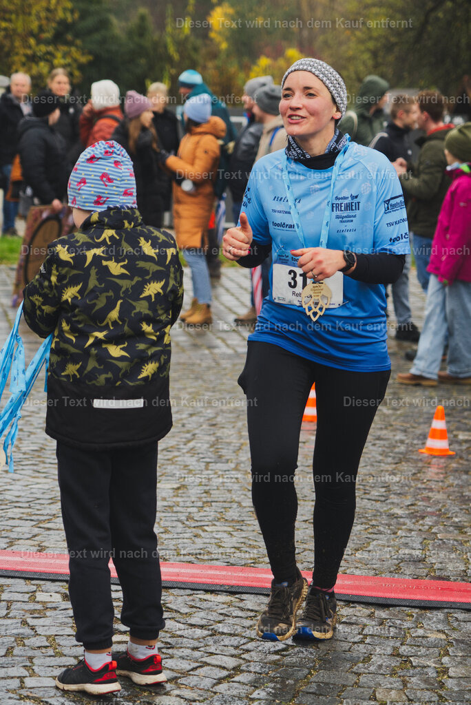 cineathletes-huegelland-2025-11-09-12-15-22 | Sportfotografie rund um Obstacle Course Racing und Trail Run - Realisiert mit Pictrs.com