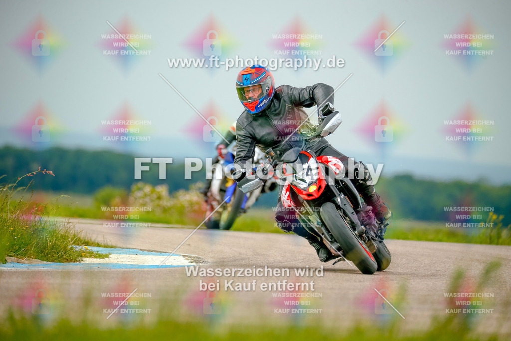 _MOT2007 | Hier findet Ihr Bilder von Touristenfahrten auf der Nürburgring Nordschleife oder von anderen Veranstaltungen die ich besucht habe. Viel Spass beim Durch Schauen 