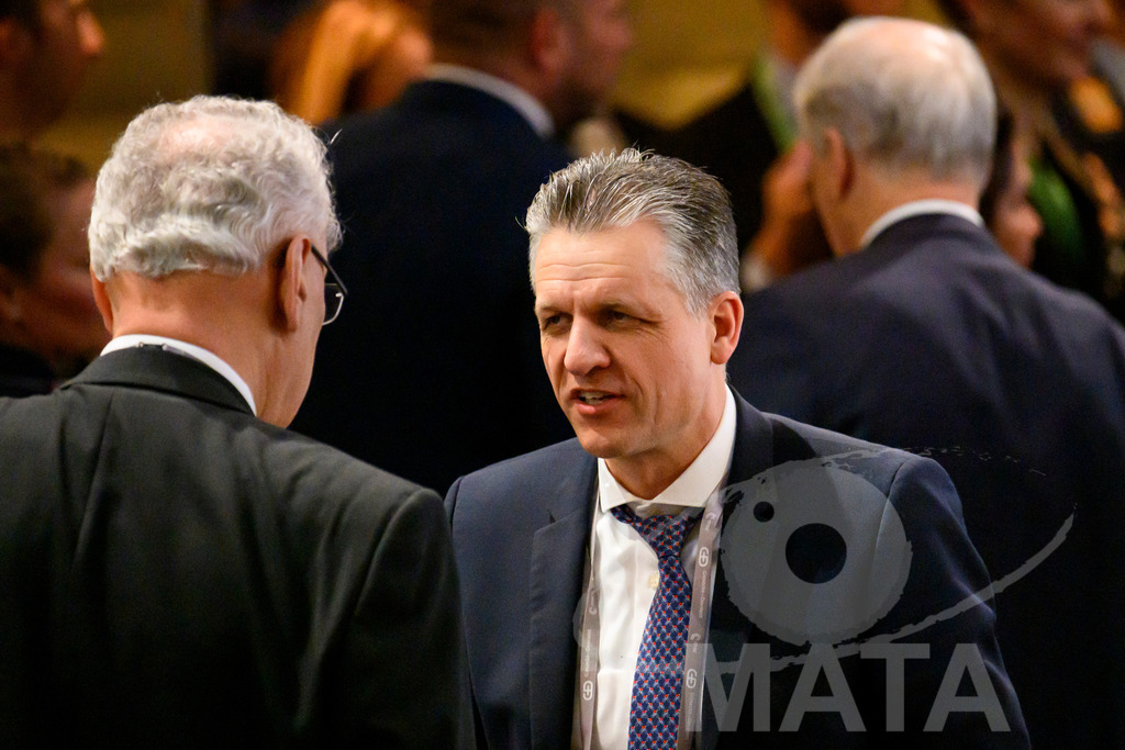 _DWA4752 | MATA IndoCon - Realisiert mit Pictrs.com