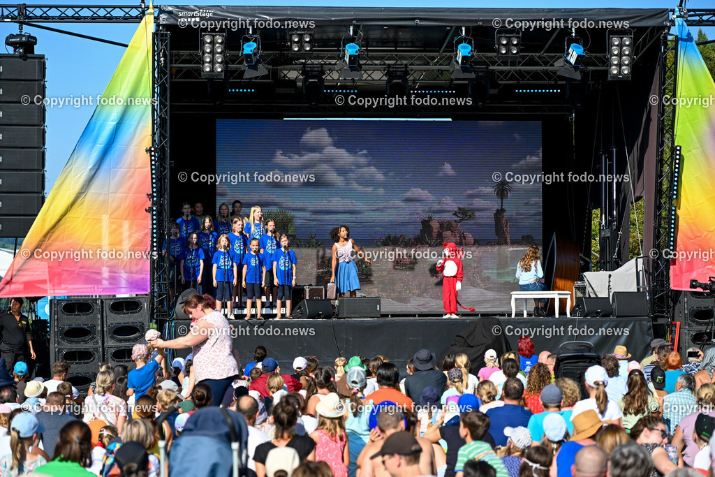 Kinderklangwolke Linz 2023_ 10.09.2023-23 | 10.09.2023, Donaulaende Linz, AUT, Kinderklangwolke 2023, im Bild Kinderklangwolke, Buehne, Zuschauer