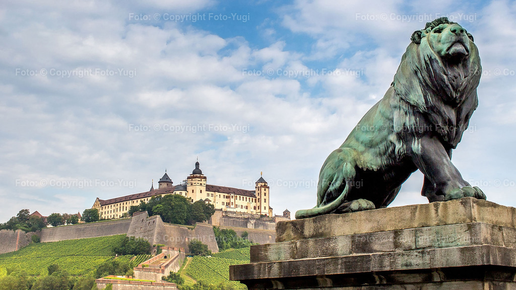 foto_yugi_0006 | Ansichten aus Würzburg sind Sehenswürdigkeiten die vom Herrn Ugur Yurdagül (foto-yugi) fotografiert und bearbeitet wurden.
Die Bilder wurden dem Komposition entsprechend bearbeitet und können als Print- oder Onlinemedien verwendet werden.
