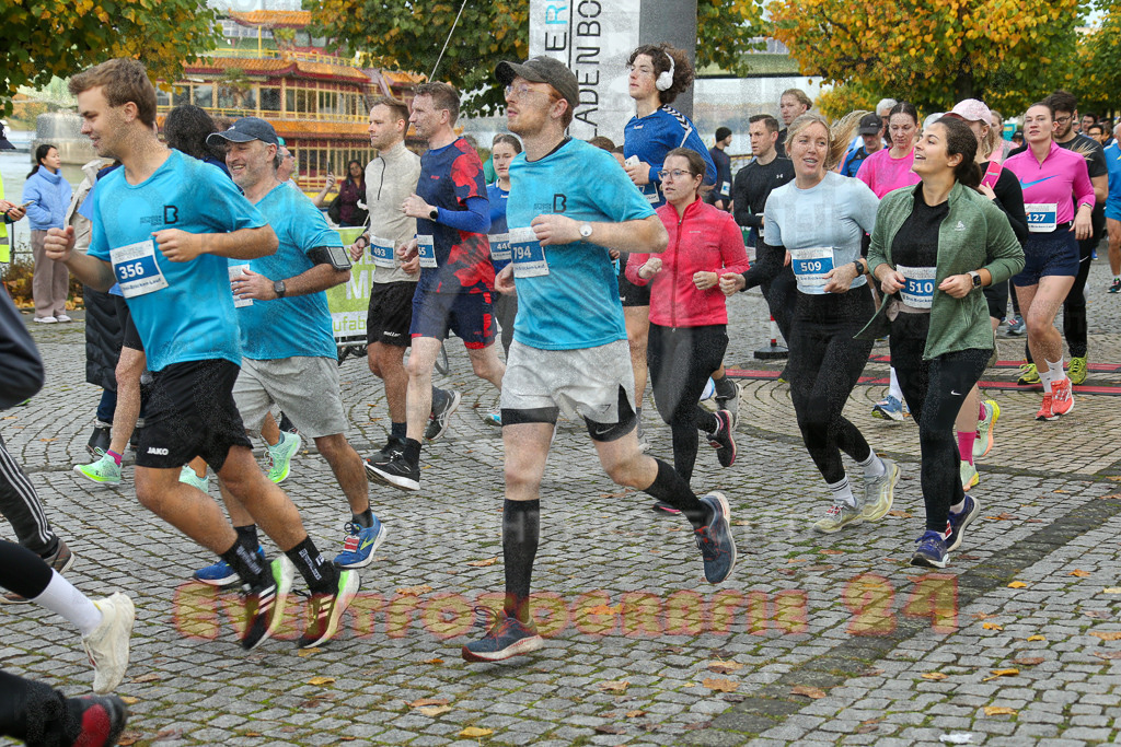 241020_0921_EX1_6991 | Sportfotografie im Rhein-Sieg Kreis, Köln, Bonn, NRW, Rheinland Pfalz, Hessen, etc. Unser Tätigkeitsfeld umfasst den Laufsport vom Volkslauf über den Marathon, Duathlon, Triathon bis zum Ultralauf wie Kölnpfad Ultra oder Schindertrail.