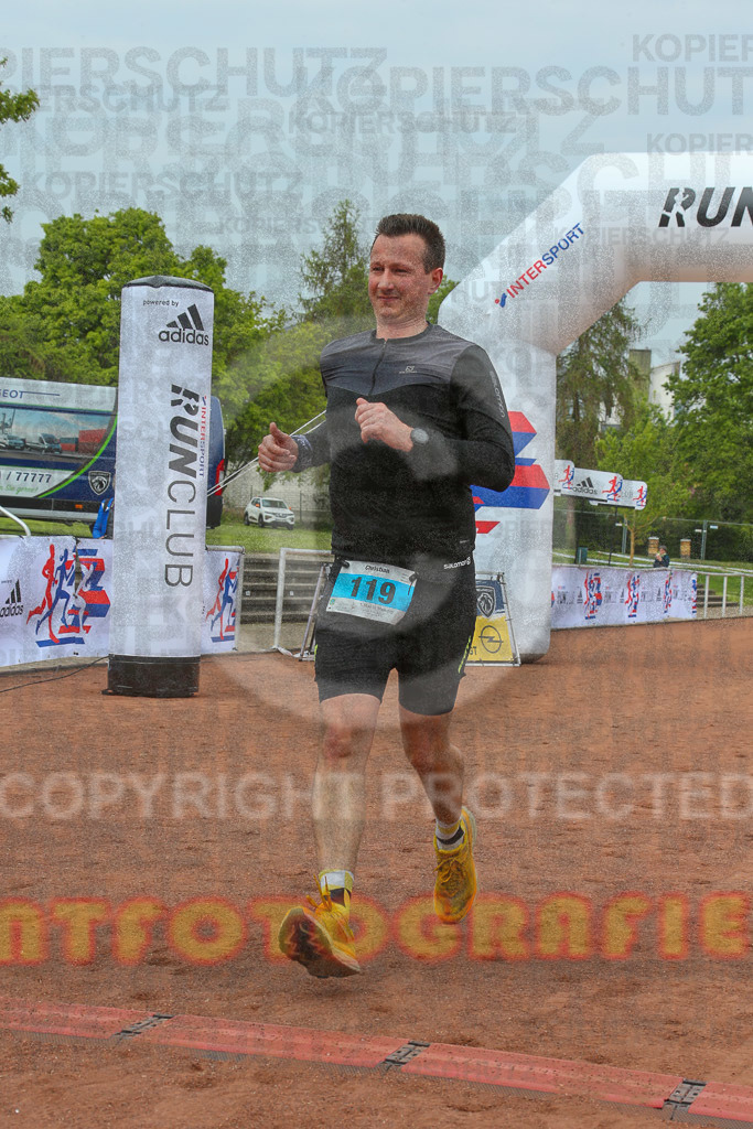 220501_1151_EX1_1158 | Sportfotografie im Rhein-Sieg Kreis, Köln, Bonn, NRW, Rheinland Pfalz, Hessen, etc. Unser Tätigkeitsfeld umfasst den Laufsport vom Volkslauf über den Marathon, Duathlon, Triathon bis zum Ultralauf wie Kölnpfad Ultra oder Schindertrail.