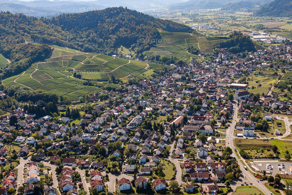 Luftbild: Ortsansicht aus Norden im Ortsteil Fröschlach in Ortenberg im Bundesland Baden-Württemberg in Deutschland. Foto: IMG_20807.jpg vom 31.08.2009 durch Werner Riehm/FLY-FOTO.de