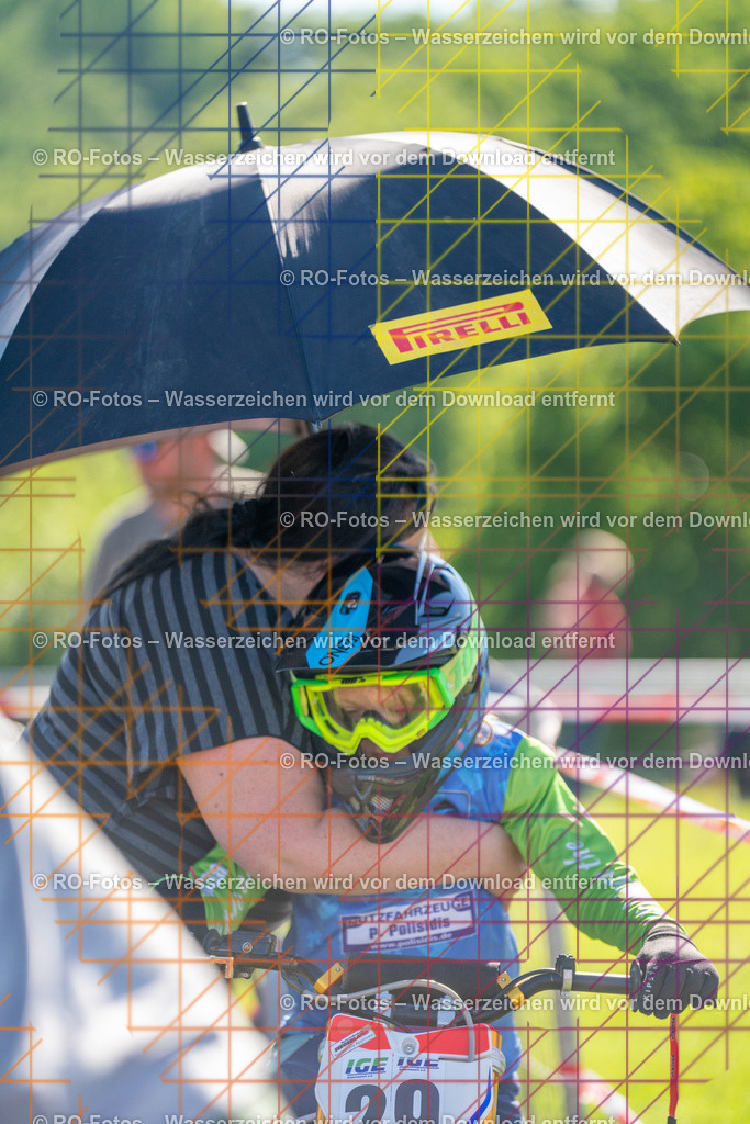 Wolfshausen 1 Lauf -62 | Sportfotografie von RO-Fotos: Motorsport, Motocross, Enduro, Laufveranstaltungen und Triathlon. Professionelle Fotos von Sportlern und Events. - Realisiert mit Pictrs.com