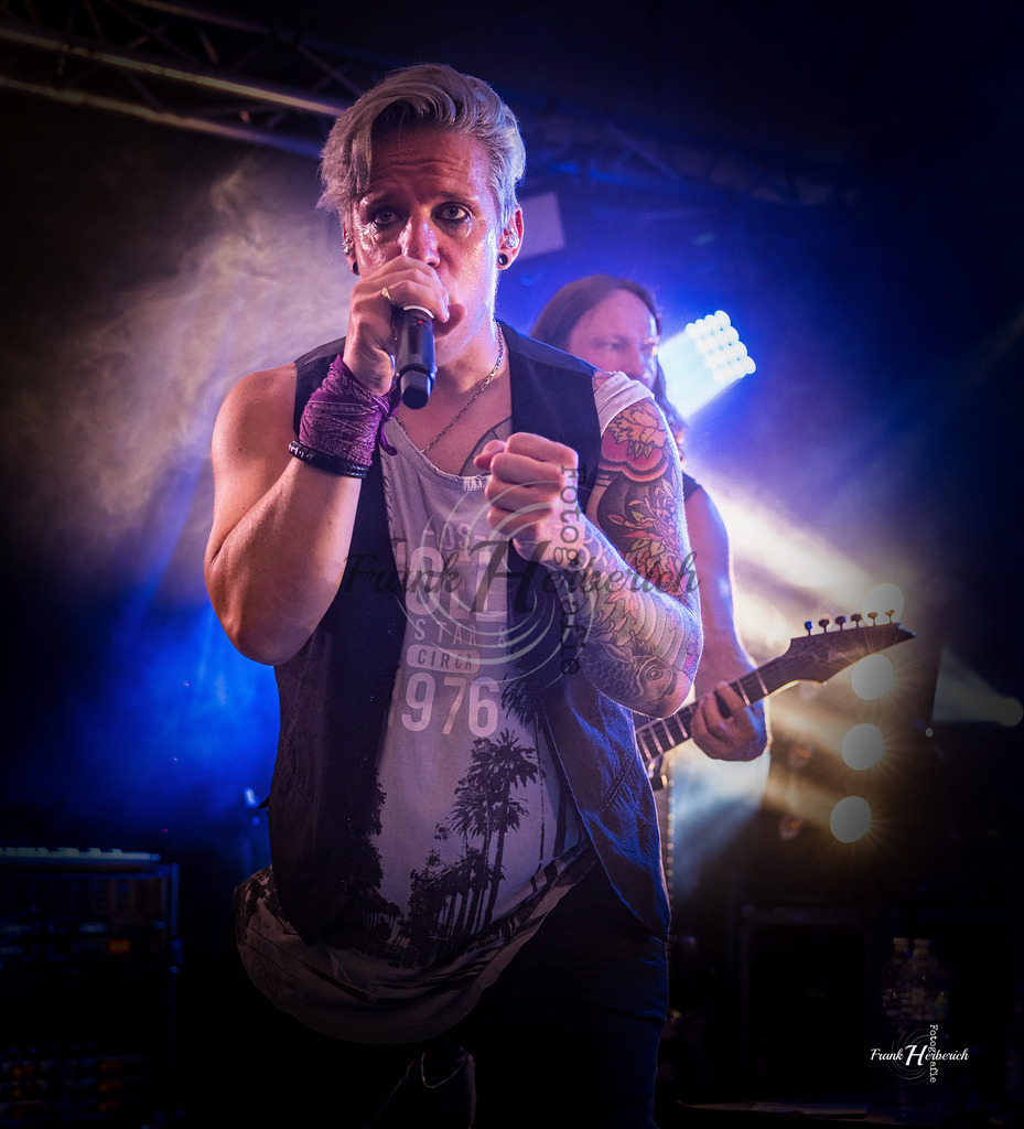 Audio Gun | Frank Herberich Fotografie, Frank Herberich, Fotografie, Hochzeit, Portrait, St. Peter Ording, Ording, Westerhever, Nordsee, Frank Fotografie, Hardheim,  Odenwald,Walldürn, Band,Eventfotografie - Realisiert mit Pictrs.com