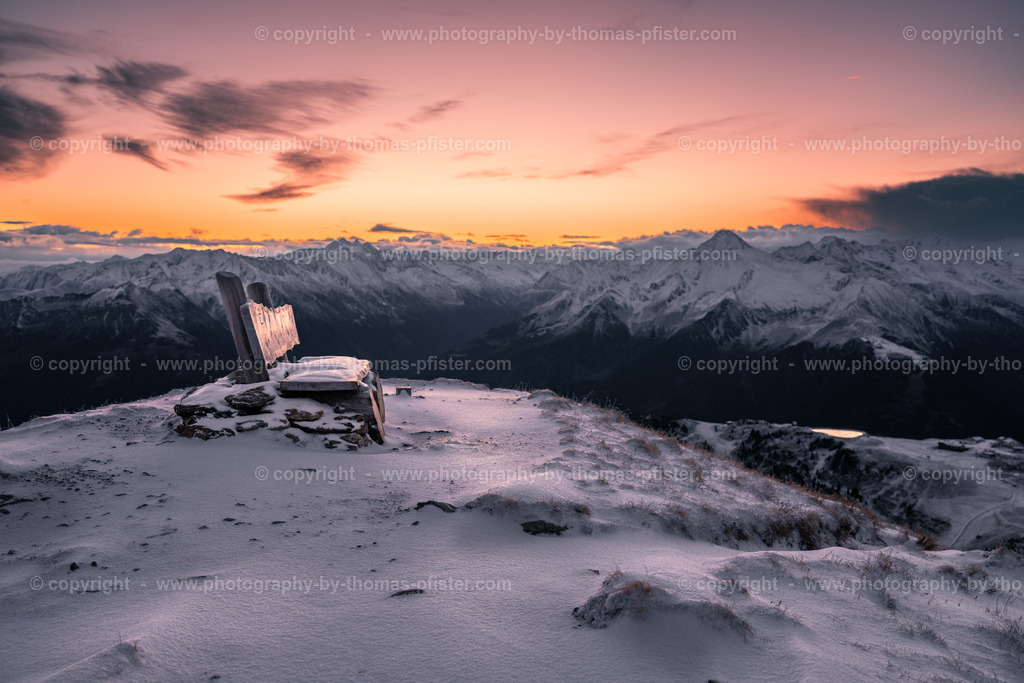 Bank Wanglspitze am Morgen copyright  Thomas Pfister-1 | PHOTOGRAPHY BY THOMAS PFISTER