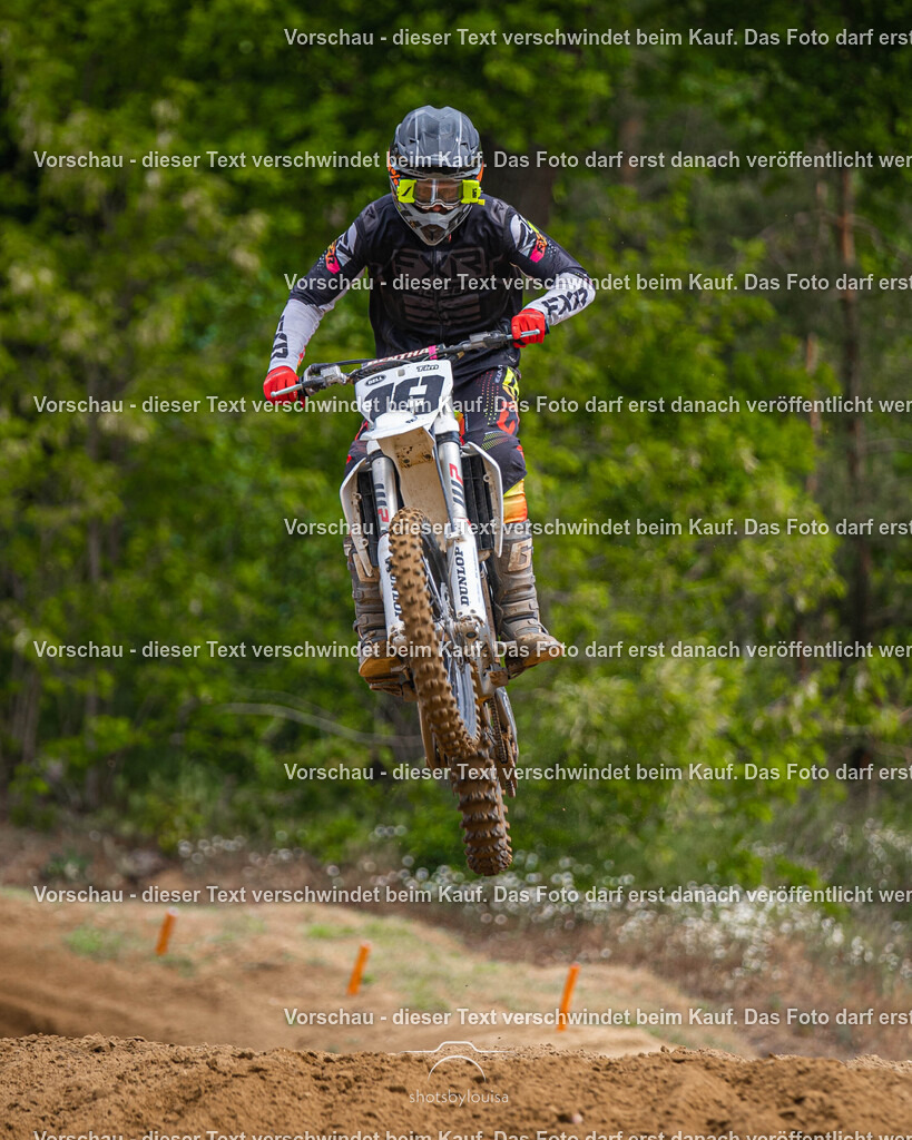 05_17_GroßGlienicke_clubsport-9673 | Sportfotografin aus Berlin-Brandenburg mit Fokus auf Motocross. Ich halte deine sportliche Leistung und echte Emotionen auf und neben der Strecke professionell fest. Entdecke die Fotos von deinem Rennen und bestelle sie direkt hier im Shop.
