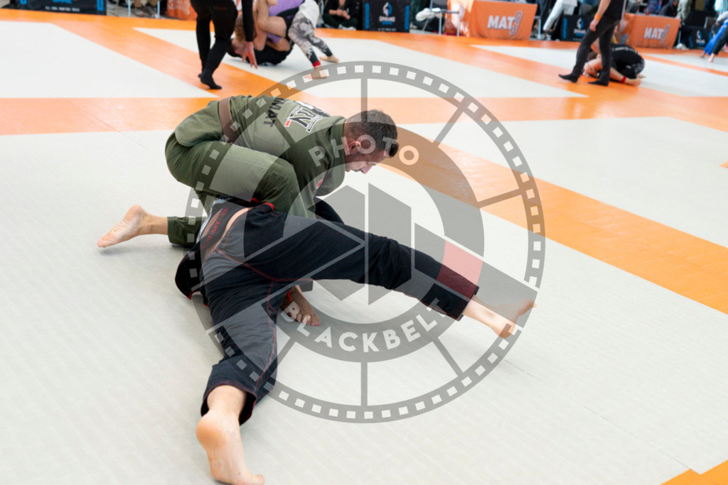 20240915PBB0311 | Athletes compete during the Grappling Industries’ grappling and Brazilian jiu-jitsu competition in Berlin, on September 15, 2024.