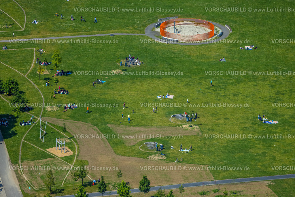 Hamm220504015 | Luftbild, Spielwiese mit rot umrandetem Sandkasten im Lippepark Hamm - Schacht Franz, Herringen, Hamm, Ruhrgebiet, Nordrhein-Westfalen, Deutschland
