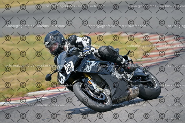 25bt04-1762 | markuskiefer.com - Realisiert mit Pictrs.com