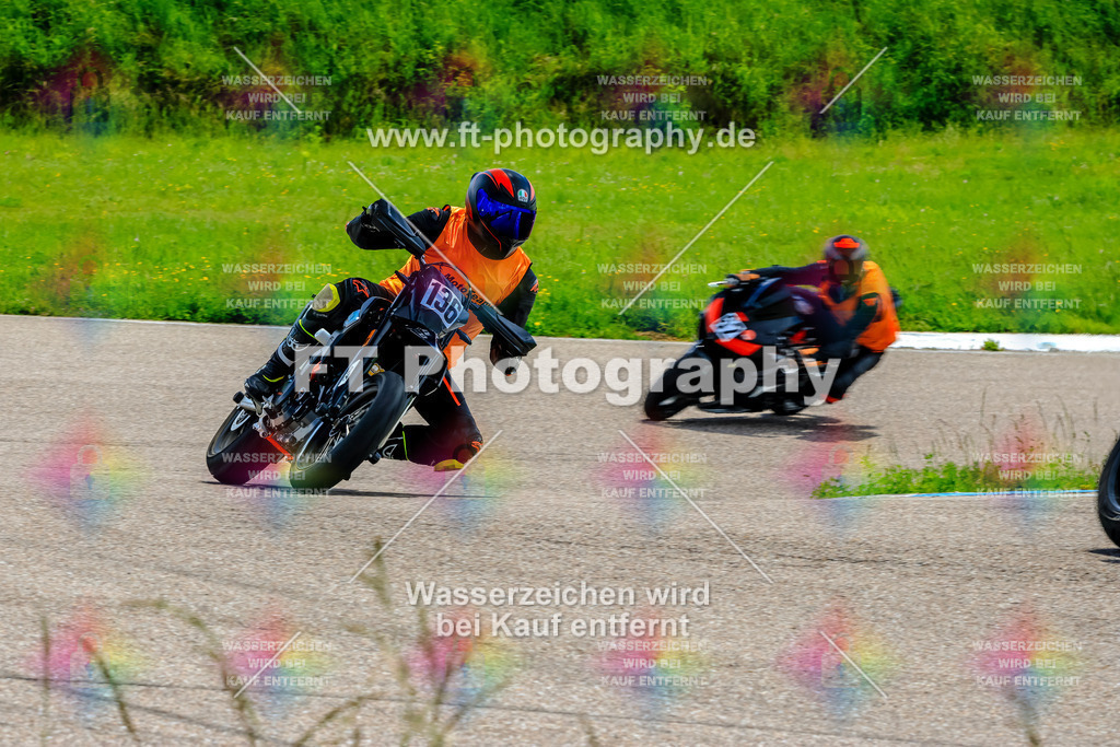 MotoTeam-9886 | Hier findet Ihr Bilder von Touristenfahrten auf der Nürburgring Nordschleife oder von anderen Veranstaltungen die ich besucht habe. Viel Spass beim Durch Schauen 