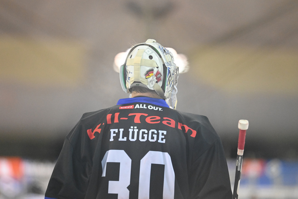 Eishockey I Herren I Saison 2023-2024 I Regionalliga Nord I 4. Spieltag I Hamburger SV - CE Timmendorf | Der Sportfotograf. - Realisiert mit Pictrs.com