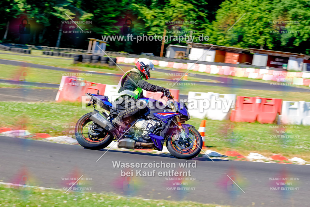 _MOT8901 | Hier findet Ihr Bilder von Touristenfahrten auf der Nürburgring Nordschleife oder von anderen Veranstaltungen die ich besucht habe. Viel Spass beim Durch Schauen 