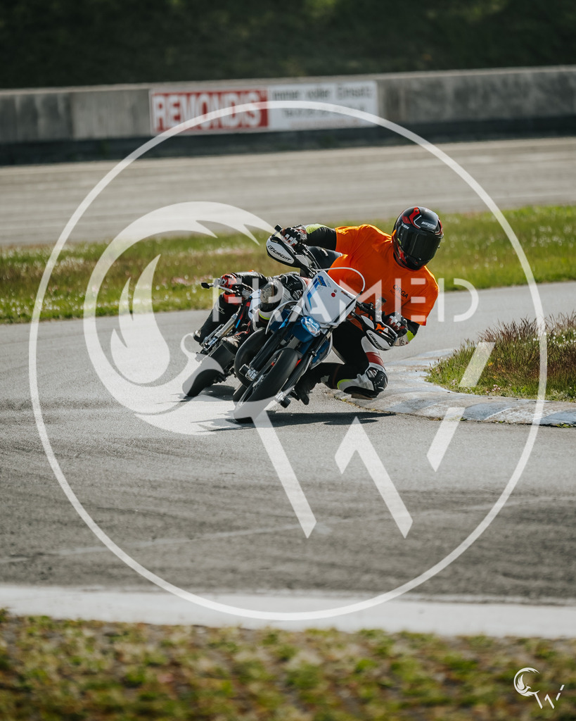 12-1002 | cw-framed