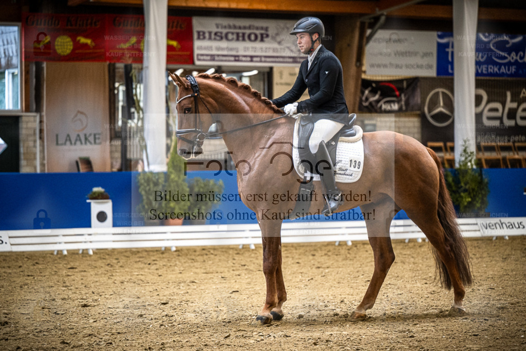 DOS_1244 | Entdecke hochwertige Reitturnierfotos von Foto Oger. Professionell, emotional und authentisch – jetzt Lieblingsmomente im Shop bestellen. - Realisiert mit Pictrs.com
