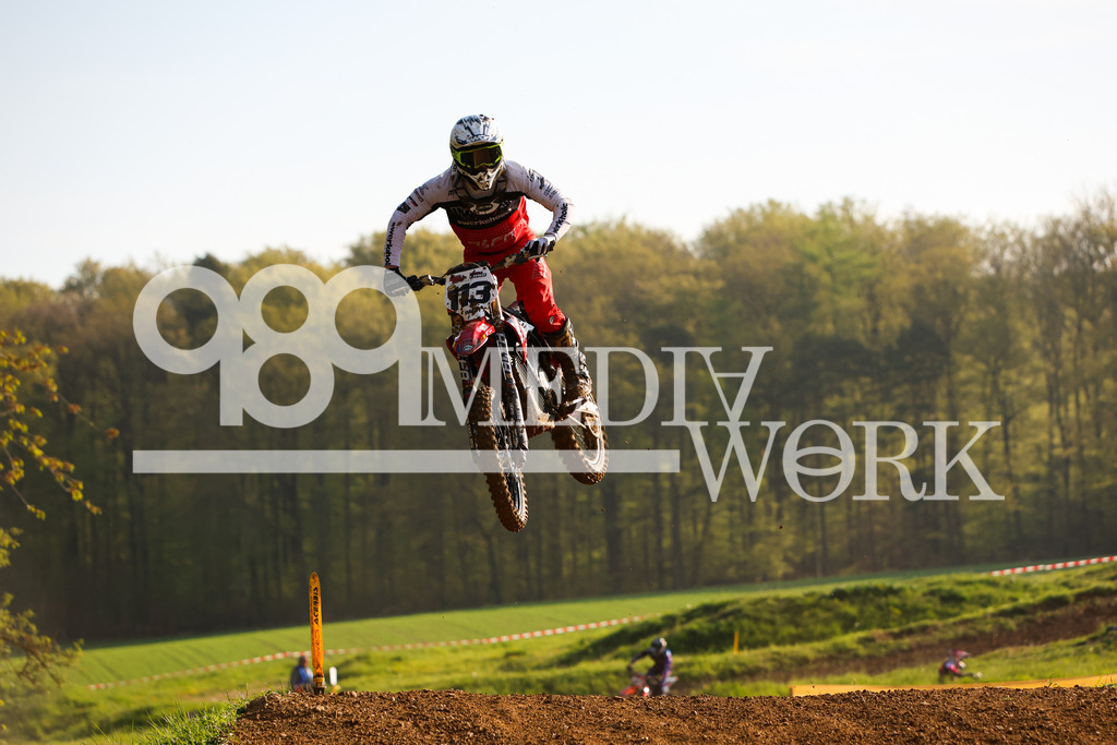5E6A9529 | 989 MEDIAWORK
