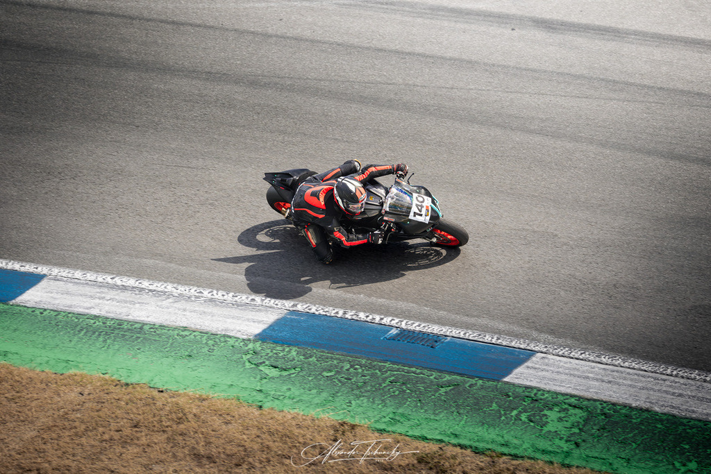 Ducati Trackday Hockenheimring 2026 | Entdecken Sie die faszinierende Welt von Alexander Tschuncky Arts: Kreative Fotografie, atemberaubende Automobilkunst und hochwertiger Bilderdruck. Lassen Sie sich inspirieren! - Realisiert mit Pictrs.com