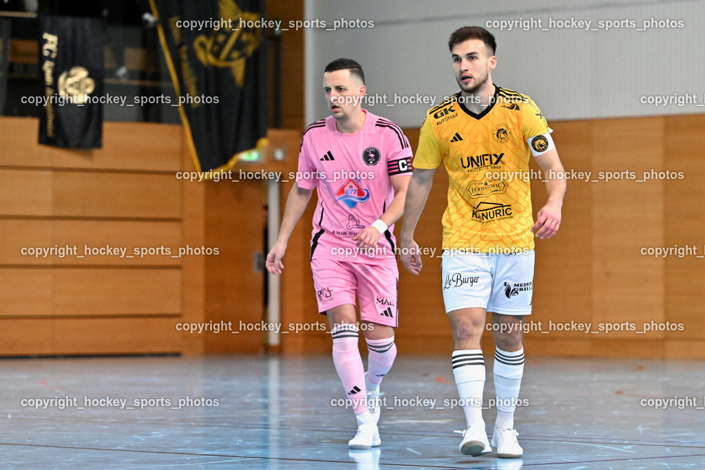Carinthia Flamengo Futsal Club vs. FC Ljuti Krajisnici | #7 Enes Brdjanovic Carinthia Flamengo, #8 Saldin Pezic FC Ljuti Krajisnici, Carinthia Flamengo Futsal Club vs. FC Ljuti Krajisnici, Carinthia Flamengo Futsal Club vs. FC Ljuti Krajisnici am 05.01.2025 in Klagenfurt (Ballspielhalle Viktring), Austria, (Photo by Bernd Stefan)